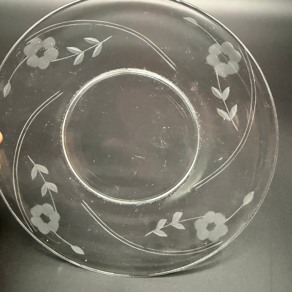vintage 6.25" clear glass Bread & Butter small Plate etched flowers floral dish